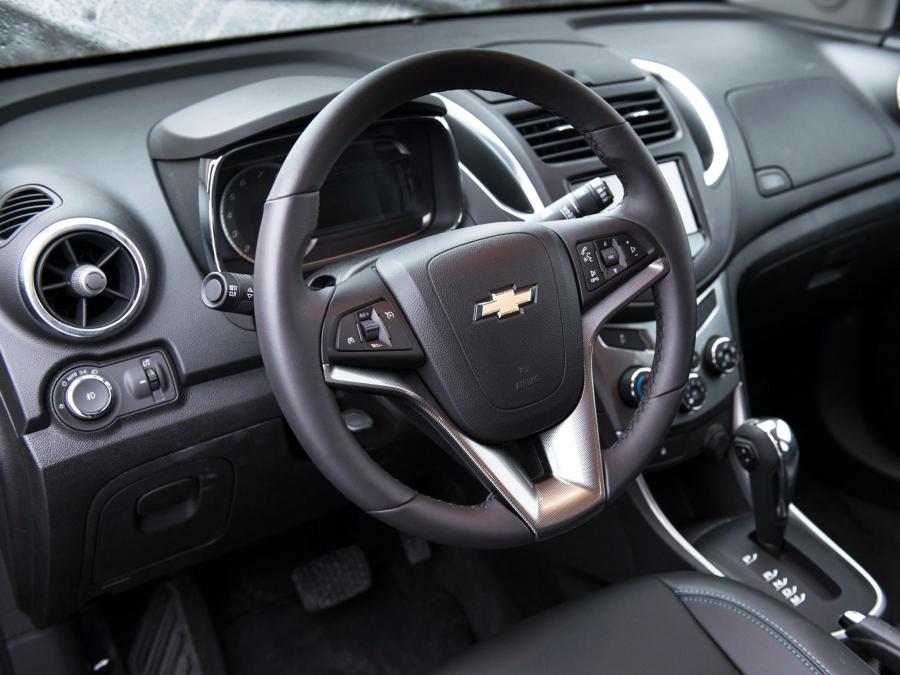  Chevrolet Trax 2013 года  (CA) (фото 10 из 14)